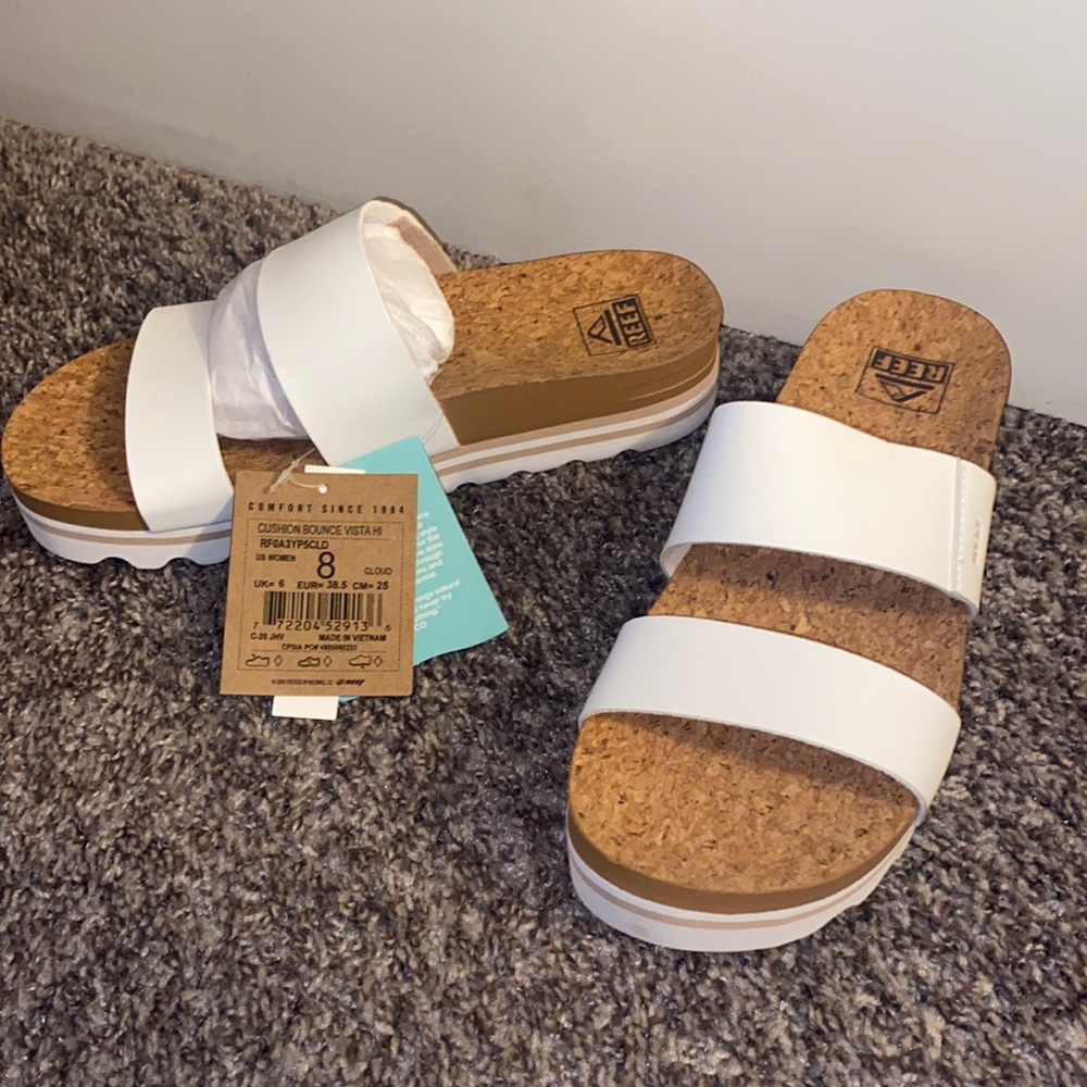 Reef cushion bounce vista hi white sandals